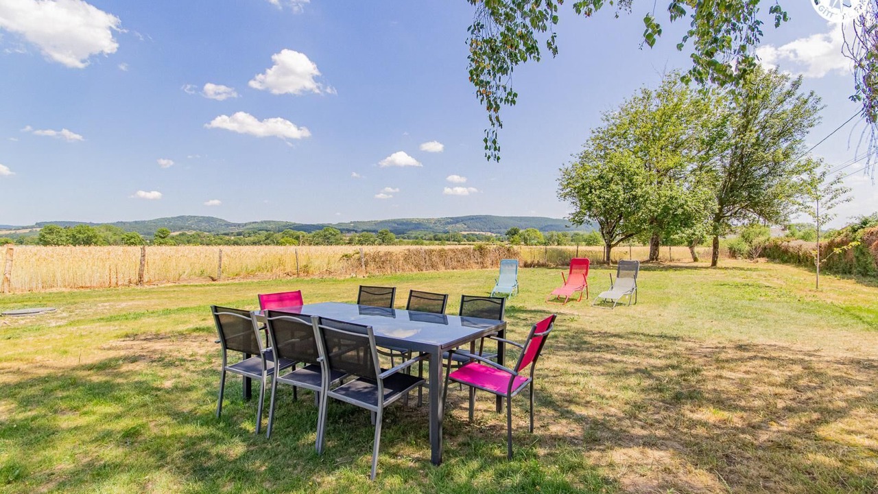 Photo of Outdoor in Charbonnat