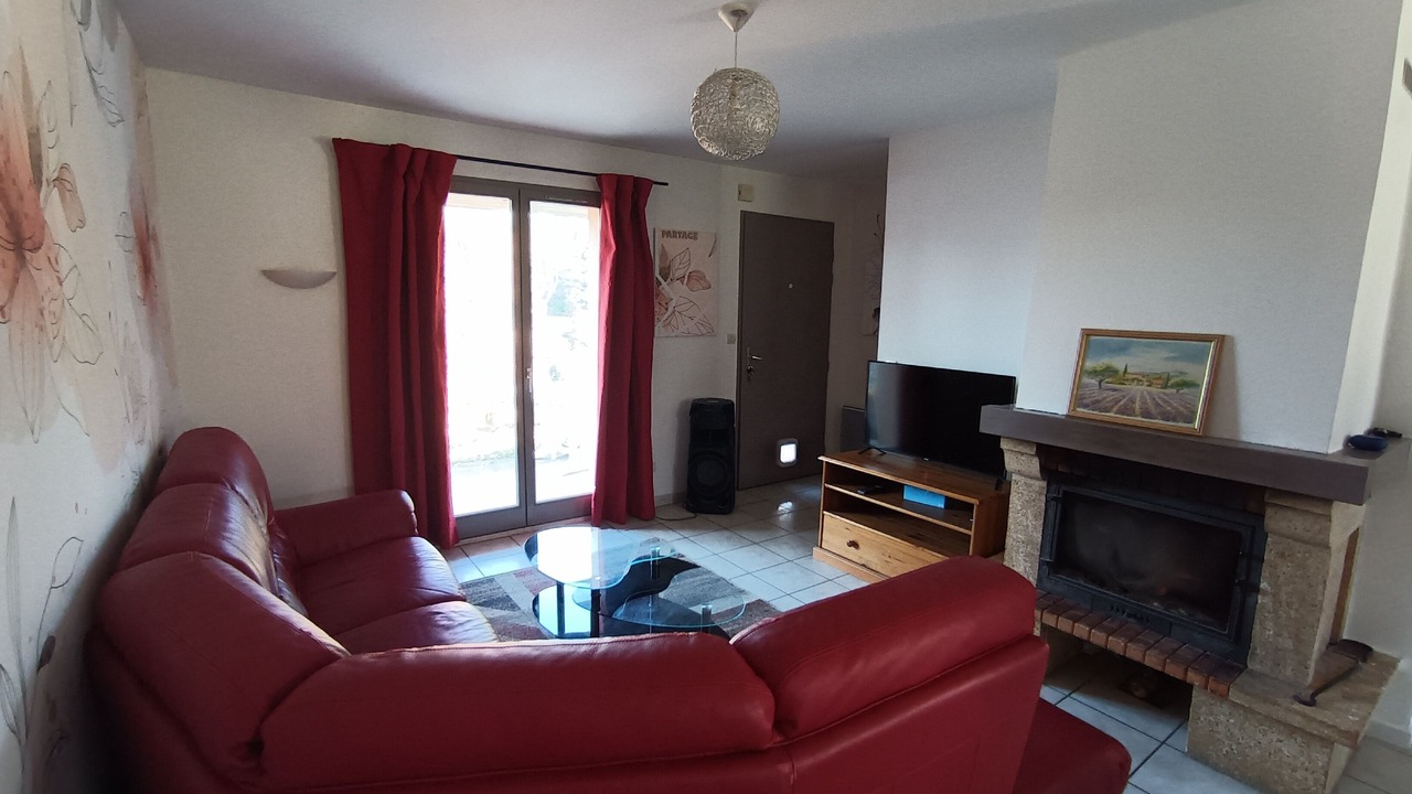 Photo of Livingroom in Chatte