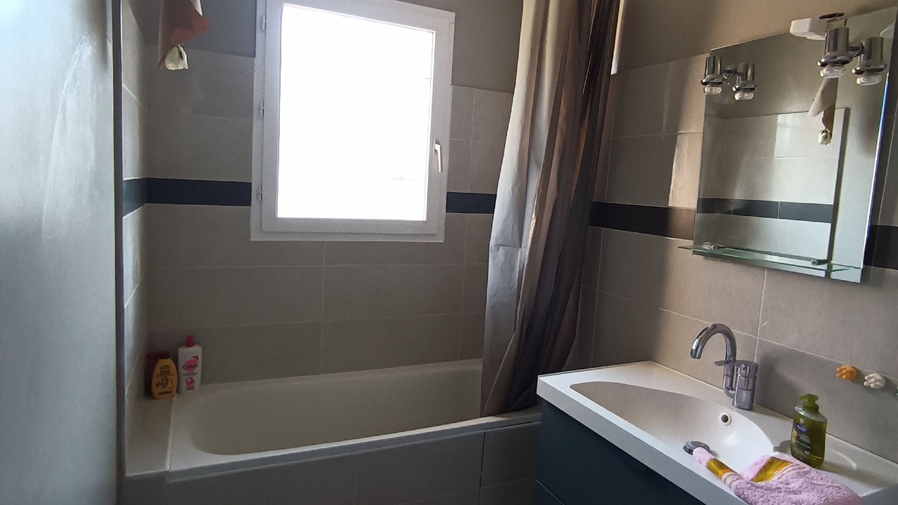Photo of Bathroom in Chatte