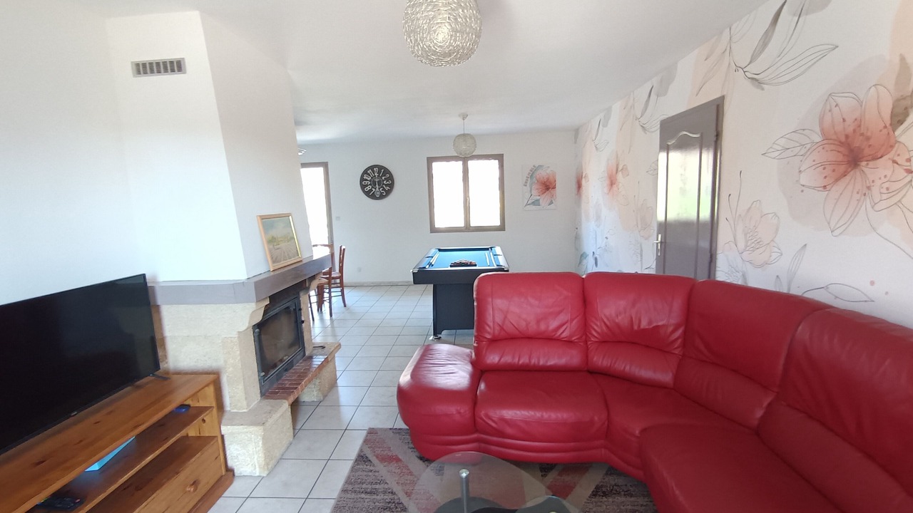 Photo of Livingroom in Chatte