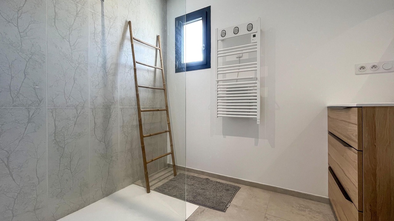 Photo of Bathroom in Saint-Paulet-de-Caisson