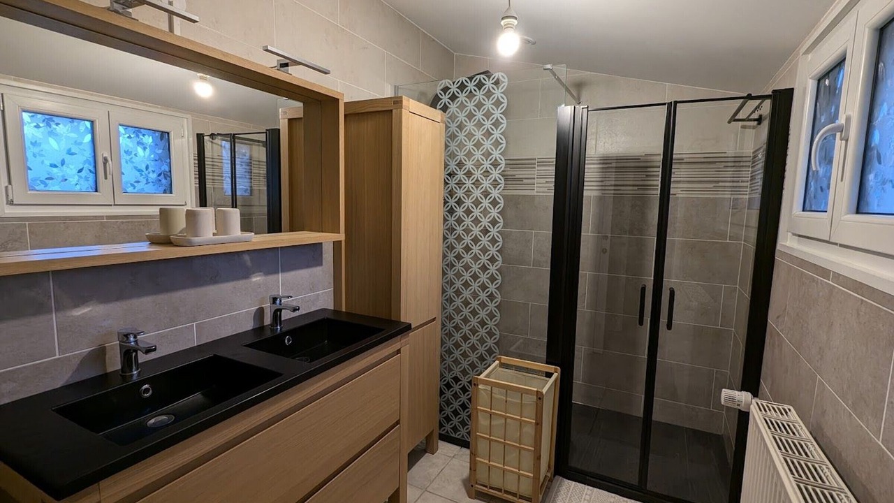 Photo of Bathroom in Tremonzey