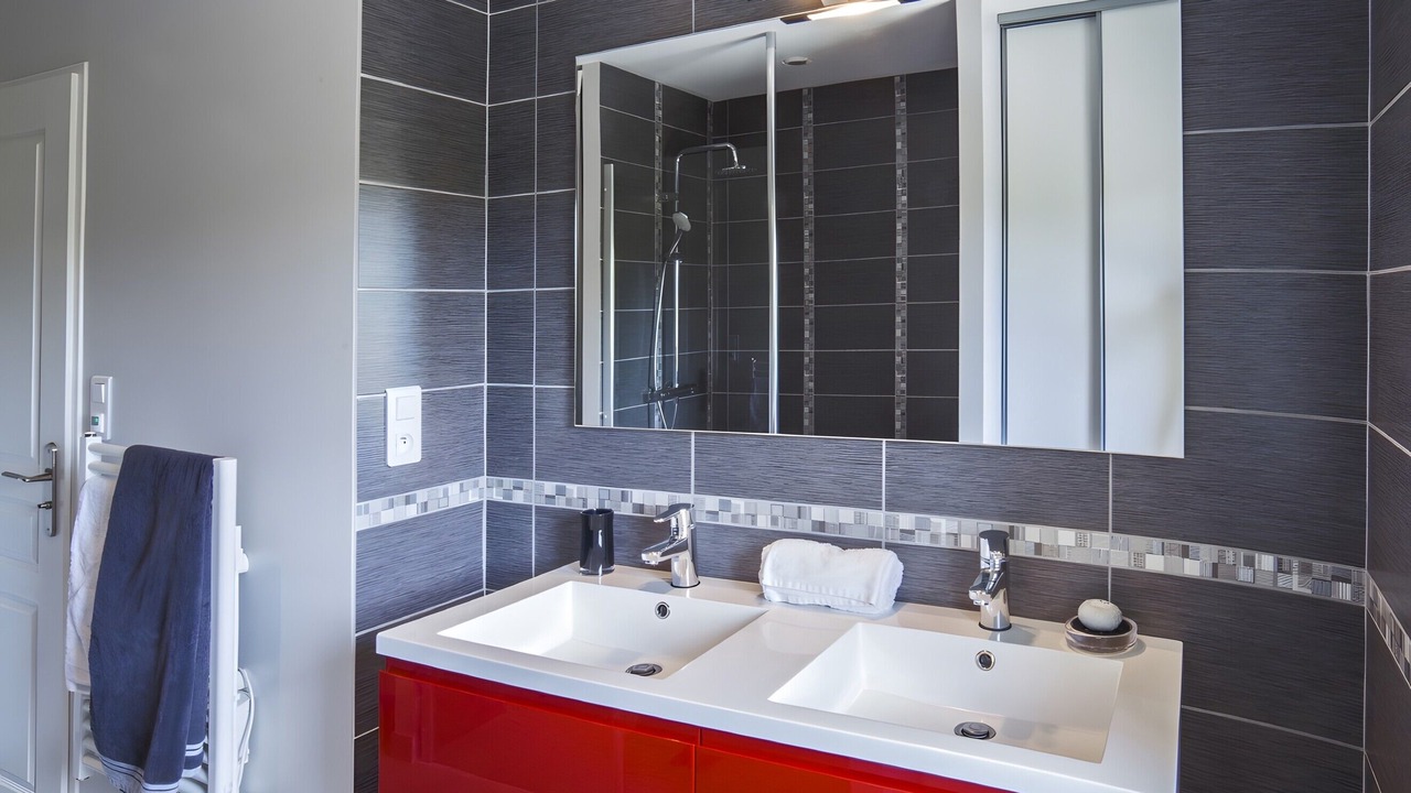 Photo of Bathroom in Colonzelle
