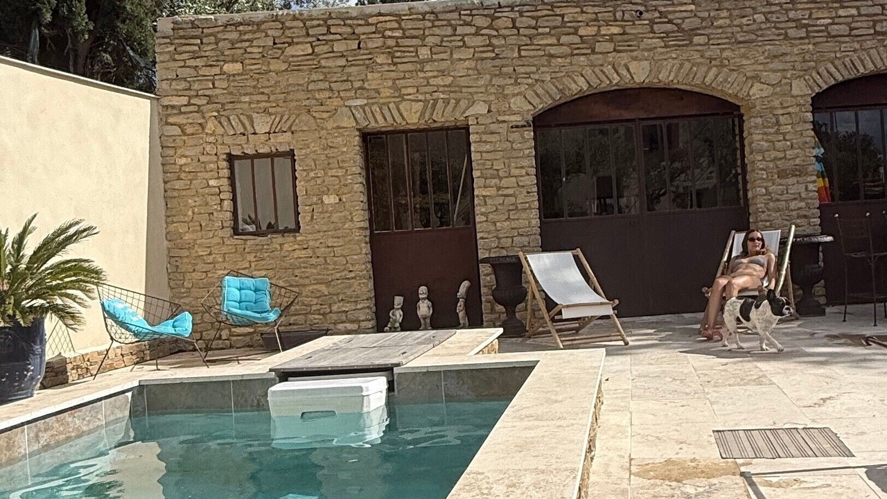 Photo of Outdoor in Violes