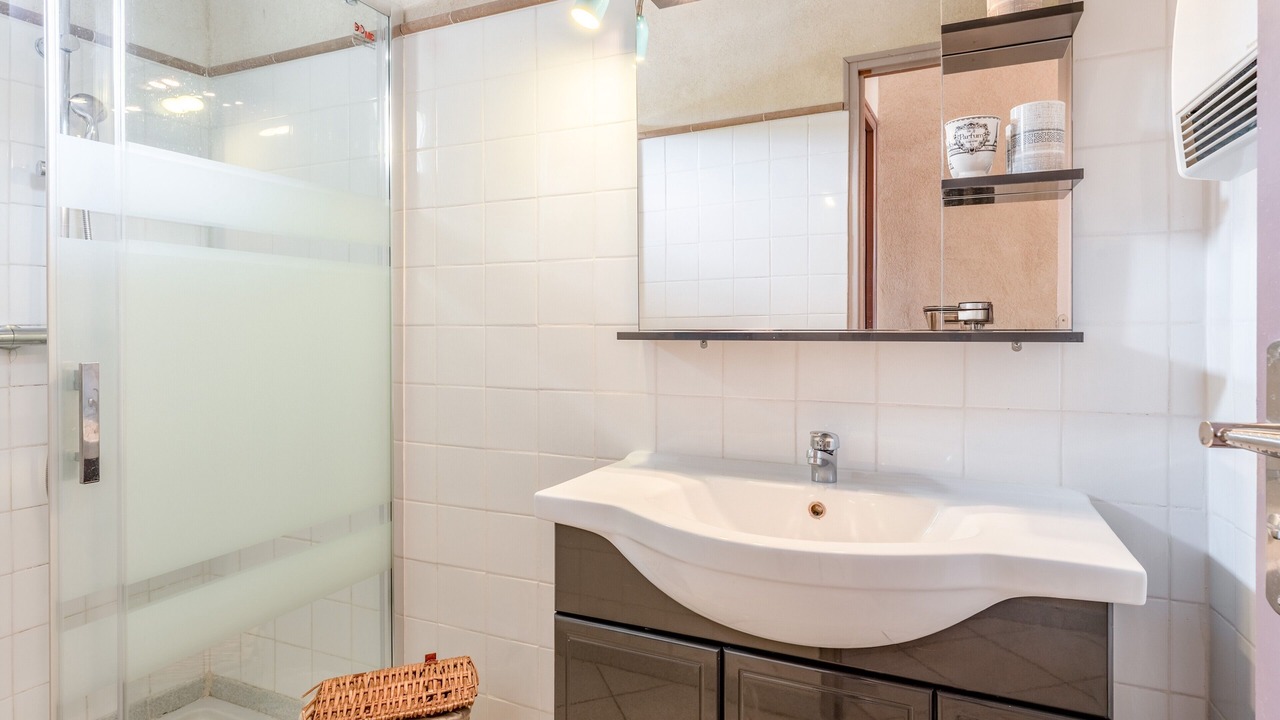 Photo of Bathroom in Vinsobres