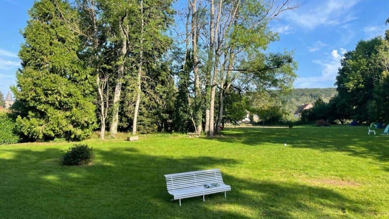 Photo of Outdoor in Vitreux