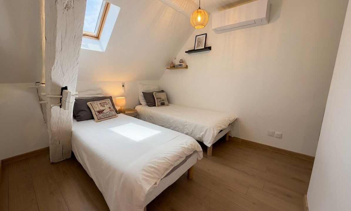 Photo of Bedroom in Nuits-Saint-Georges