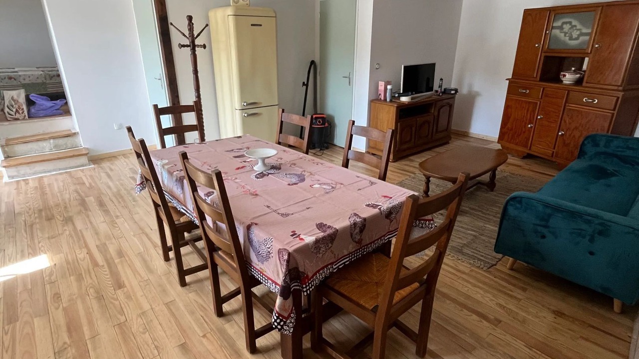 Photo of Livingroom in Saint-Alban-d'Ay