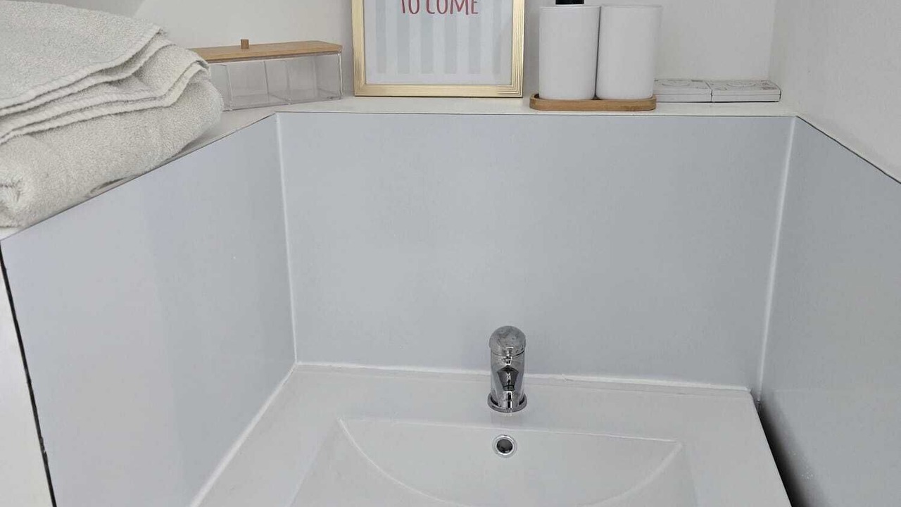 Photo of Bathroom in Saint-Jean-de-Vaux