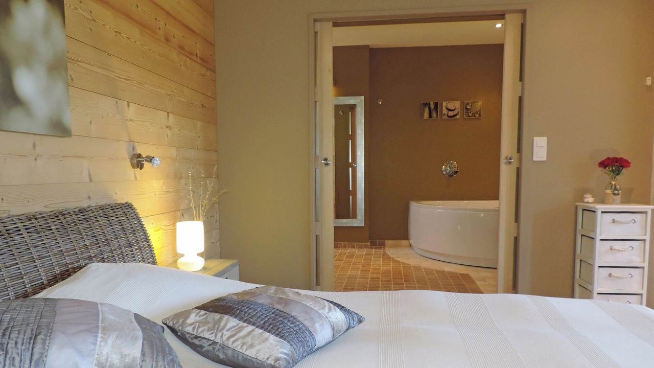 Photo of Bedroom in Mirabel-et-Blacons