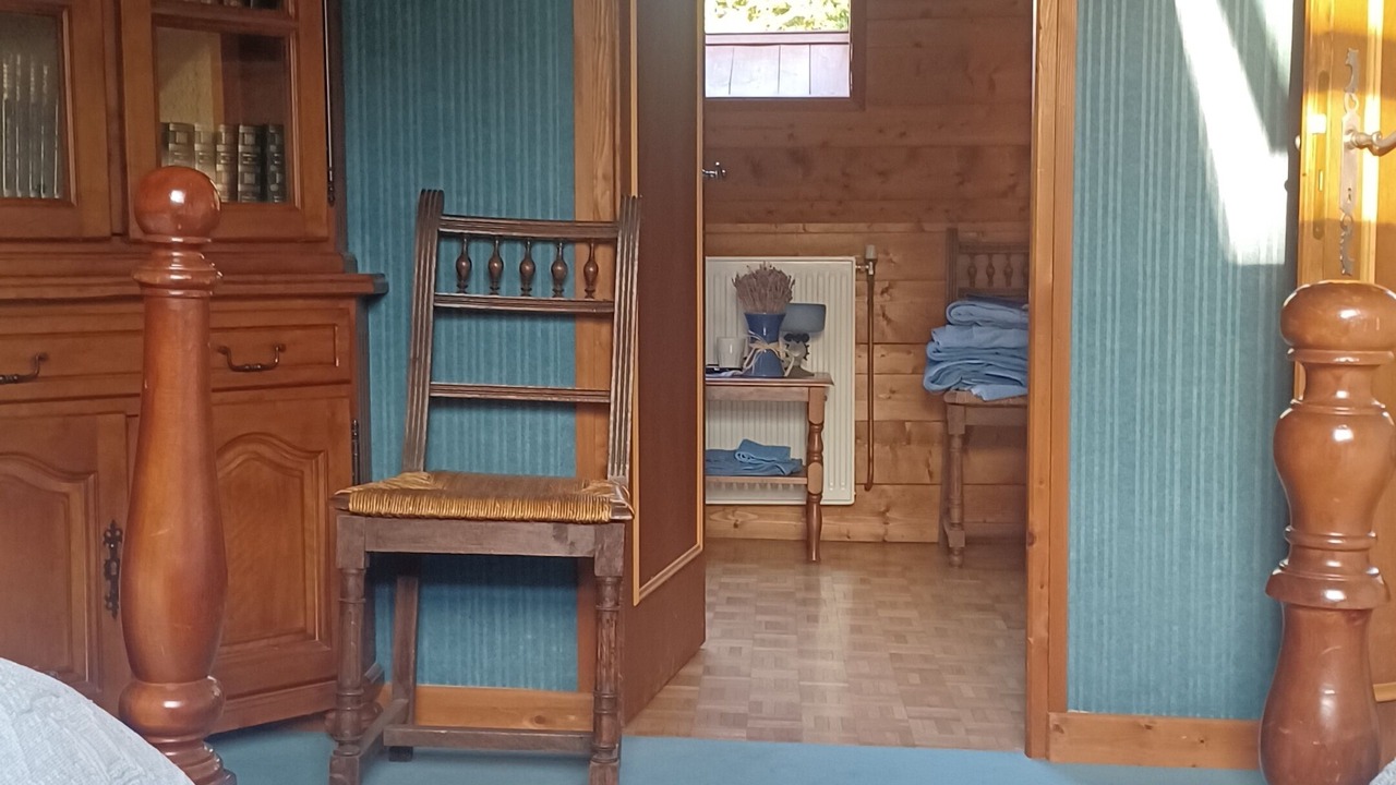 Photo of Bedroom in Saint Usuge