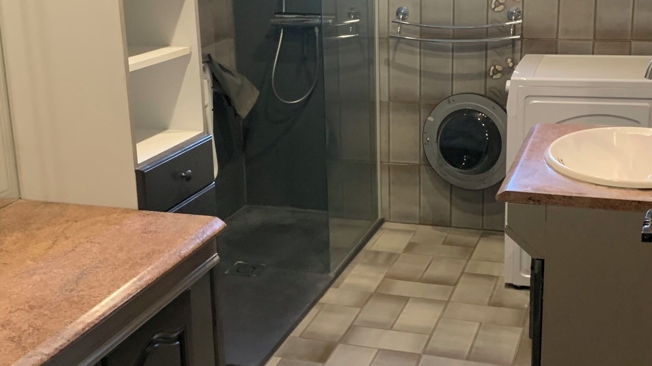 Photo of Bathroom in Mormoiron