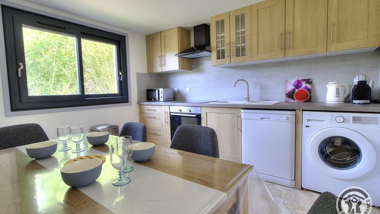 Photo of Kitchen in Bourg-de-Thizy