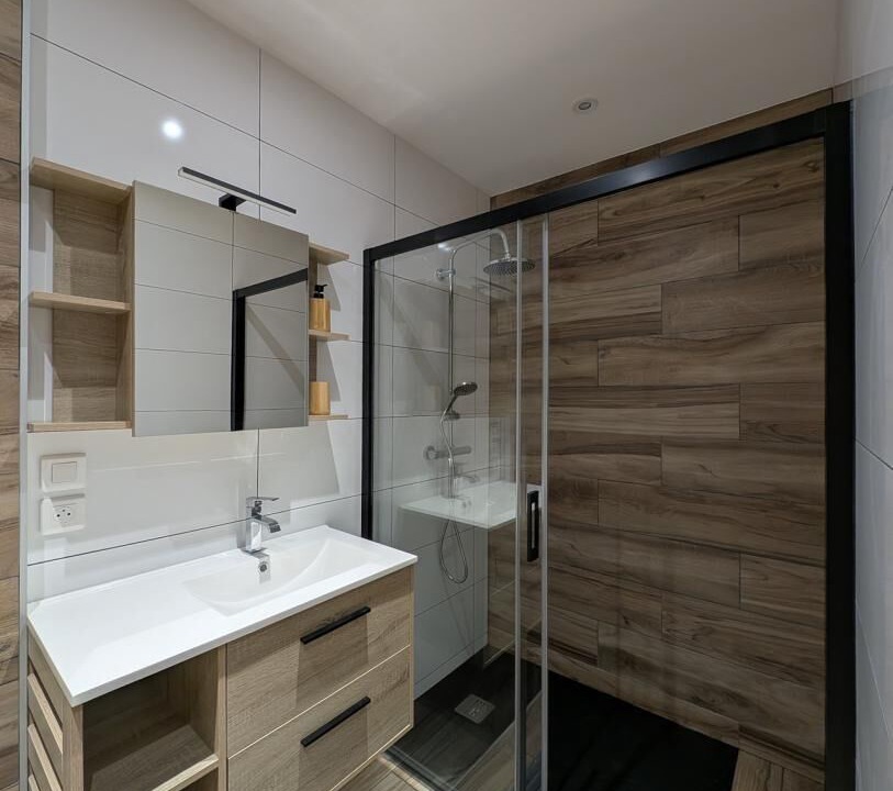 Photo of Bathroom in Bourg-de-Thizy