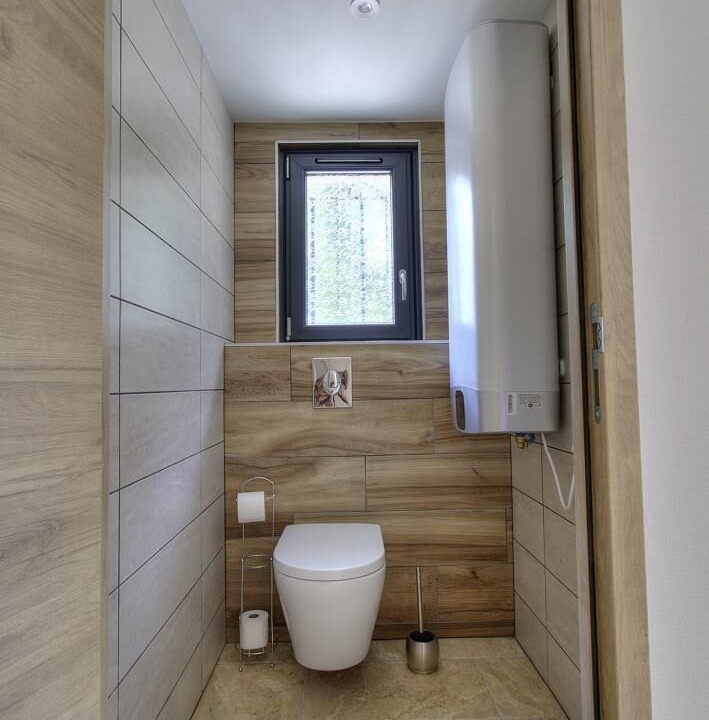 Photo of Bathroom in Bourg-de-Thizy
