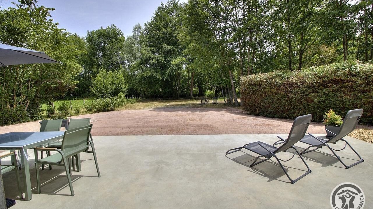 Photo of Outdoor in Bourg-de-Thizy