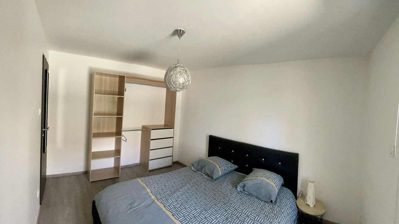 Photo of Bedroom in Montbeliard