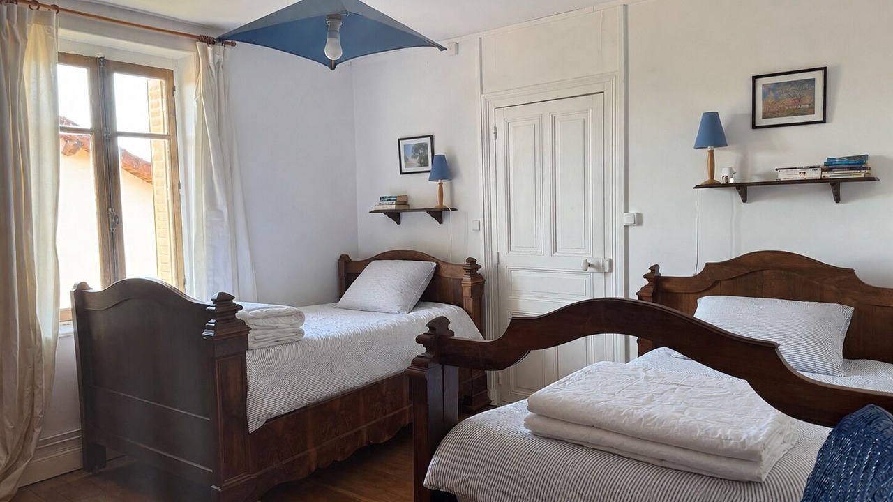 Photo of Bedroom in Ecuisses