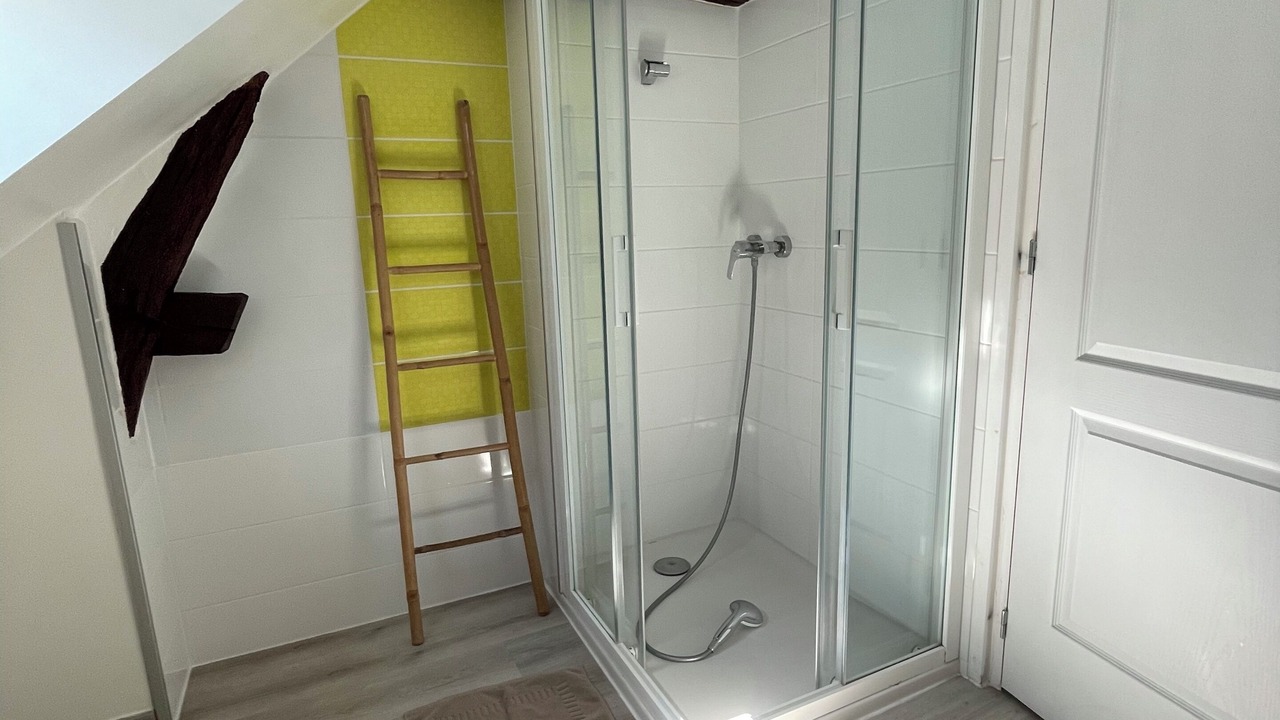 Photo of Bathroom in Morey-Saint-Denis