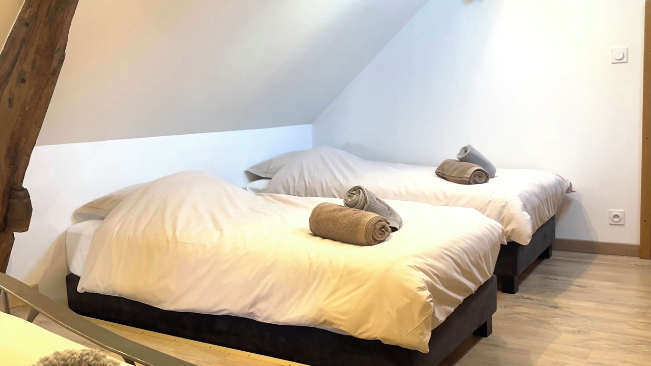 Photo of Bedroom in Morey-Saint-Denis