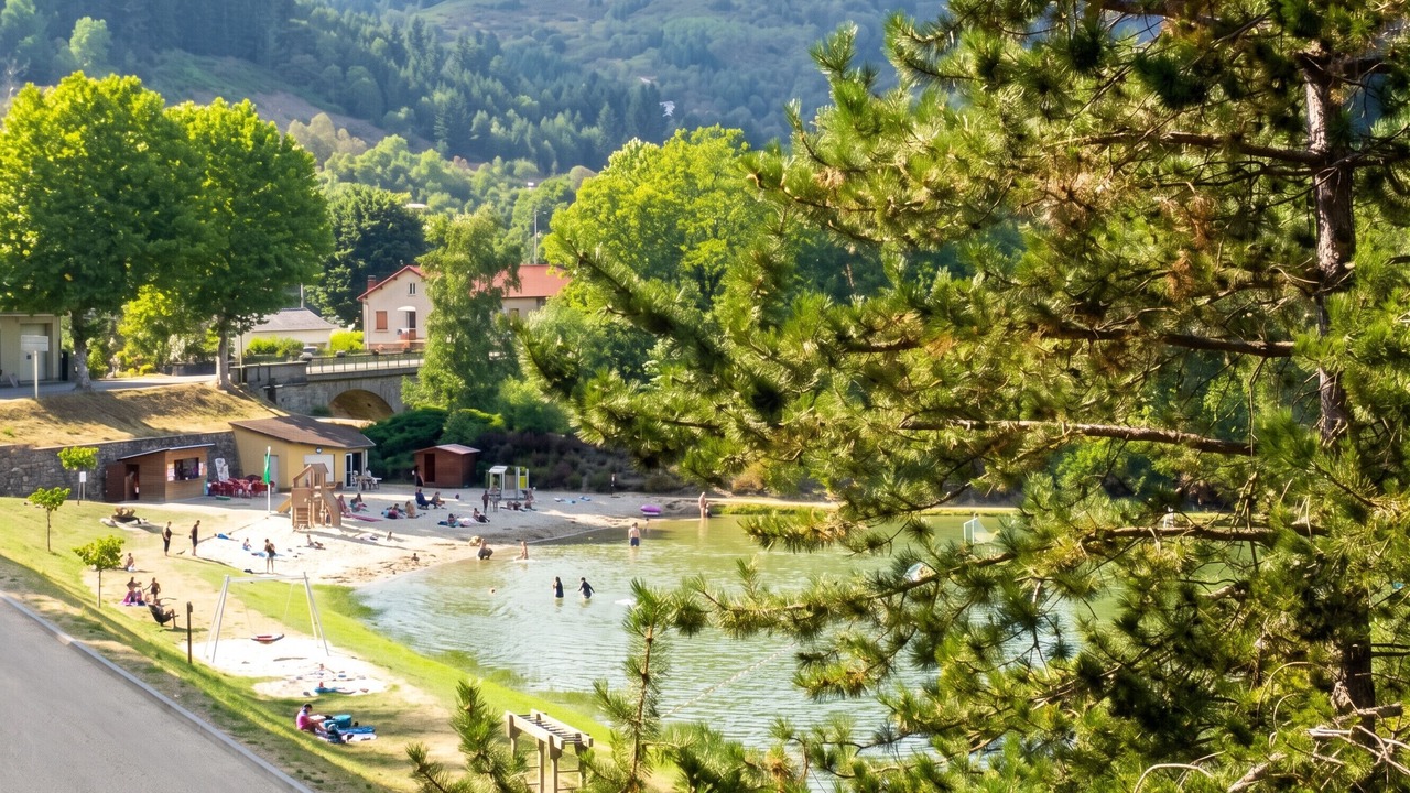 Photo of Others in Saint-Martin-de-Valamas