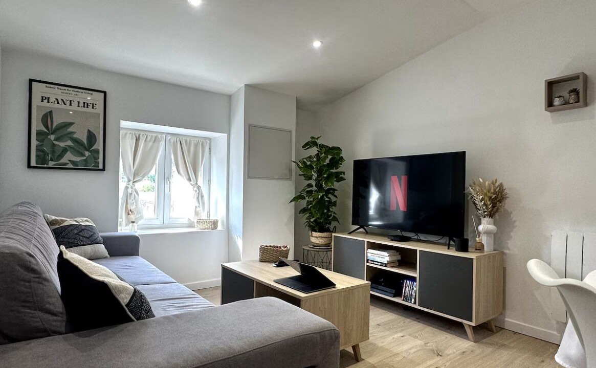Photo of Livingroom in Macon