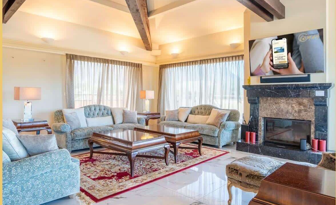 Photo of Livingroom in Etrembieres