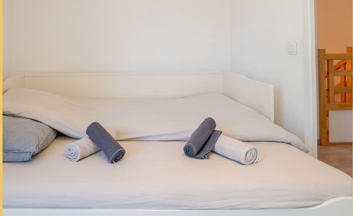 Photo of Bedroom in Etrembieres