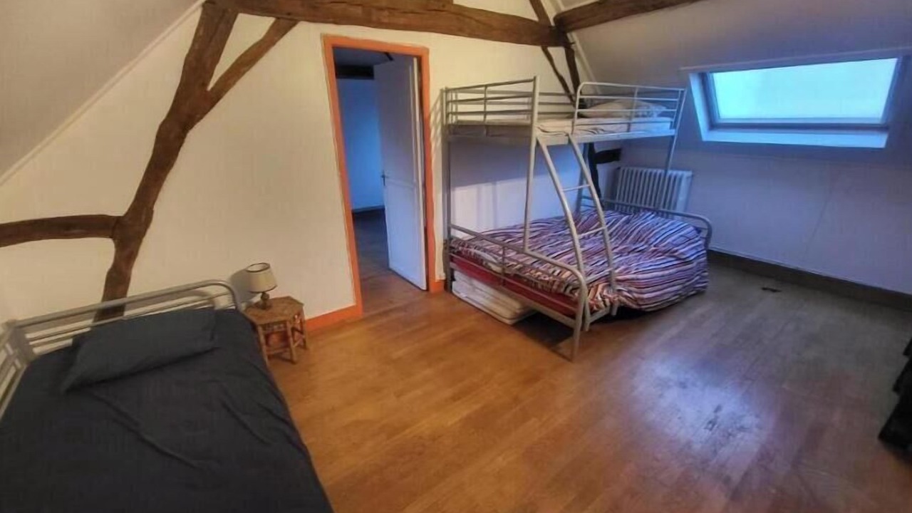 Photo of Bedroom in Escolives-Sainte-Camille