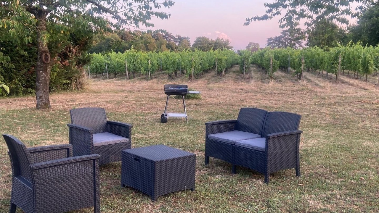 Photo of Outdoor in Montbellet