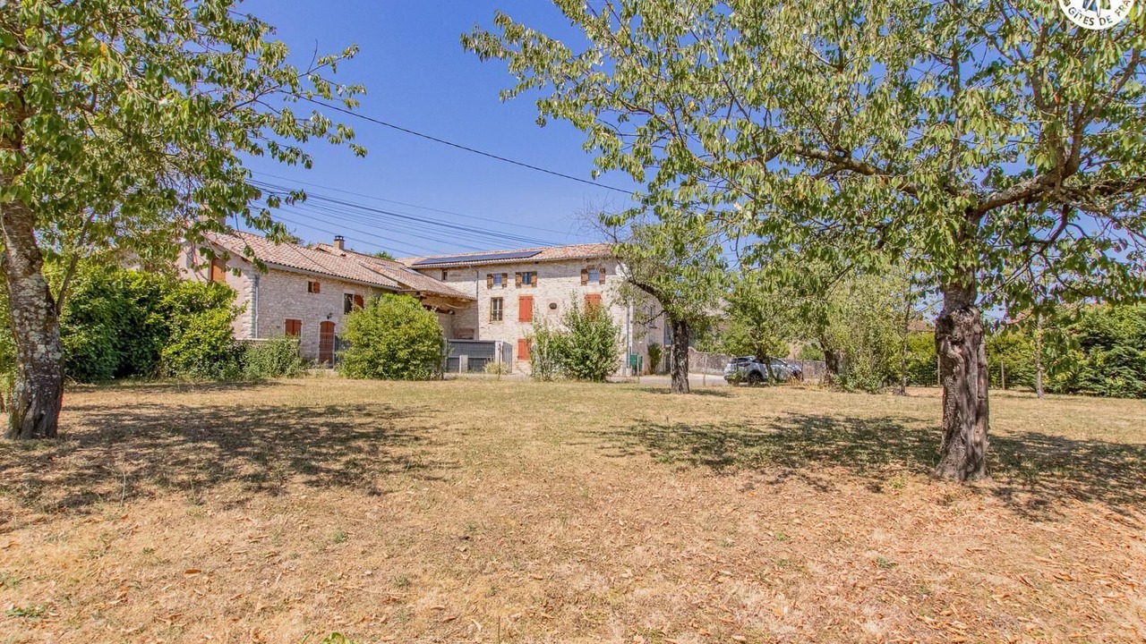 Photo of Outdoor in Montbellet