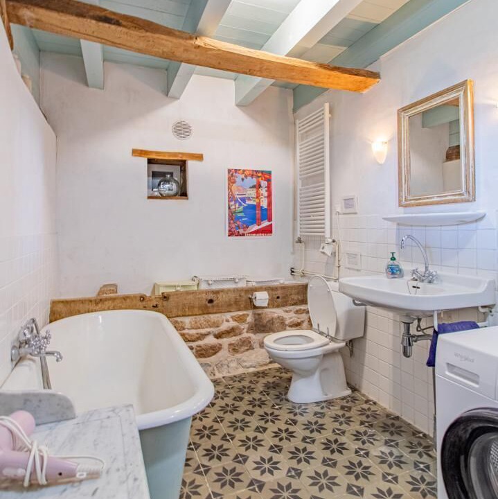 Photo of Bathroom in Mary
