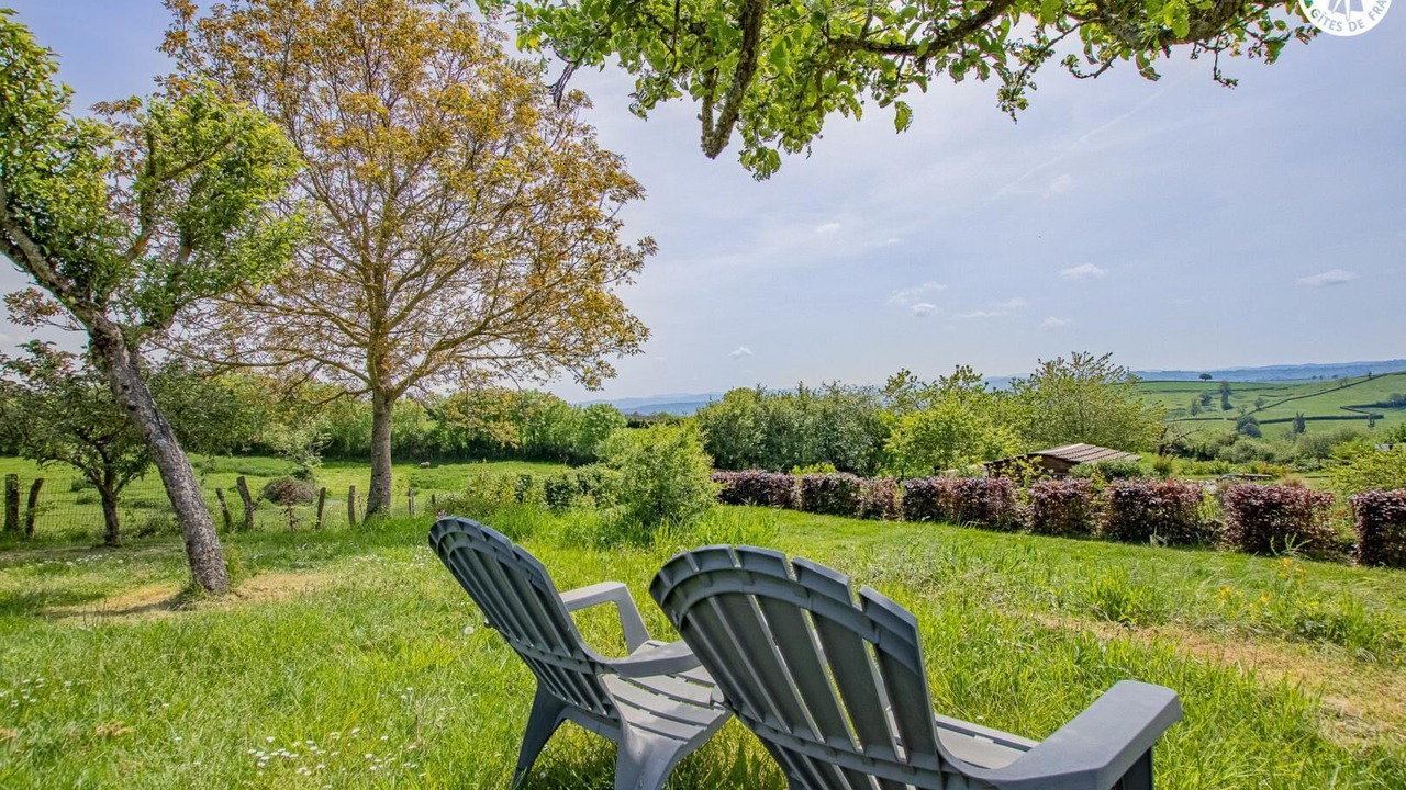 Photo of Outdoor in Mary