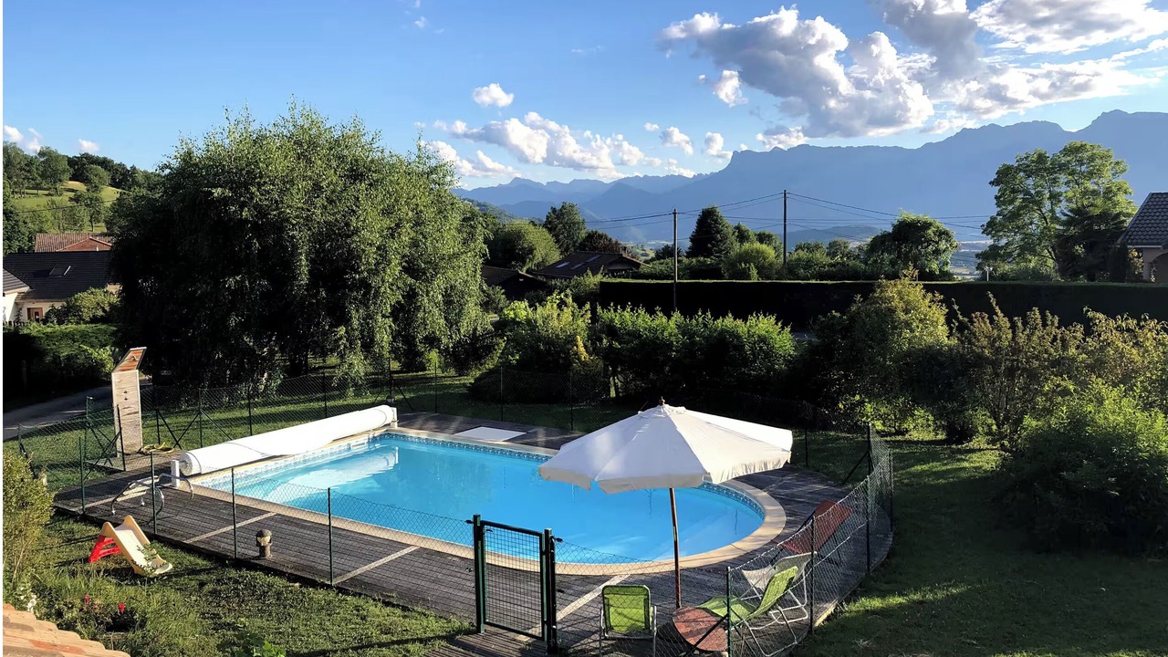 Photo of Outdoor in Herbeys