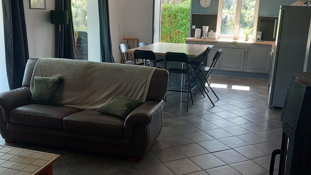 Photo of Livingroom in Montigny-sur-Armancon