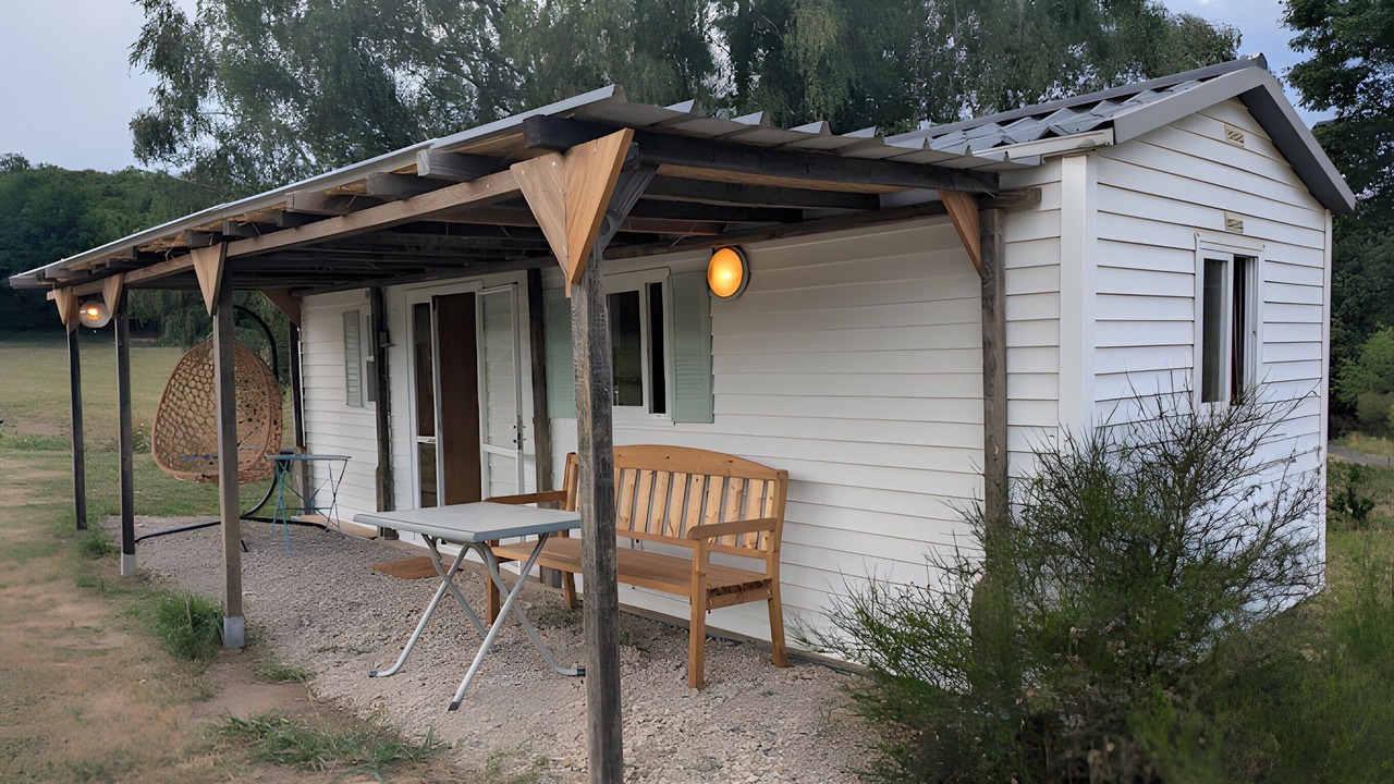 Photo of Outdoor in Naves