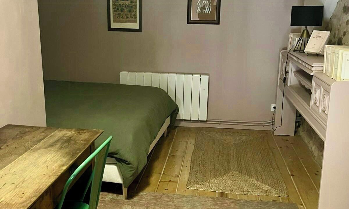 Photo of Bedroom in Lucenay-l'Eveque
