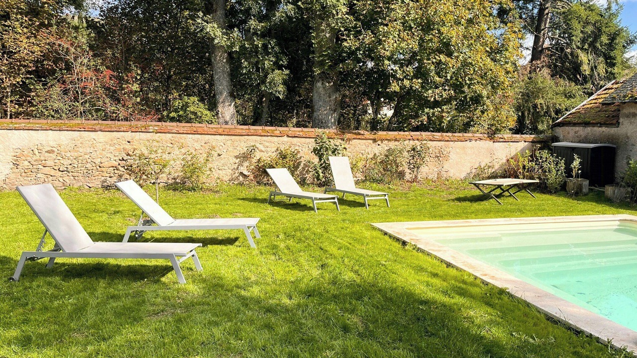 Photo of Outdoor in Lucenay-l'Eveque