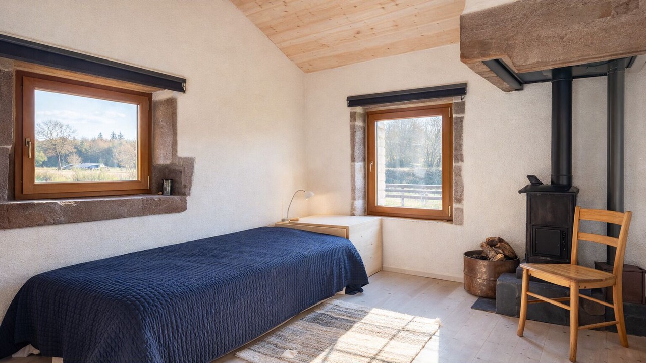 Photo of Bedroom in La Lanterne-et-les-Armonts