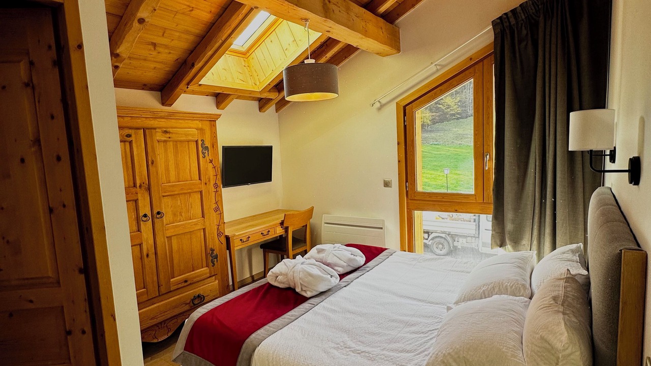 Photo of Bedroom in Aigueblanche