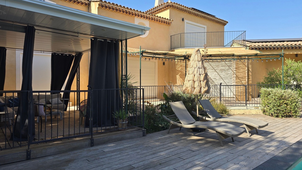 Photo of Patio Balcony in Bras