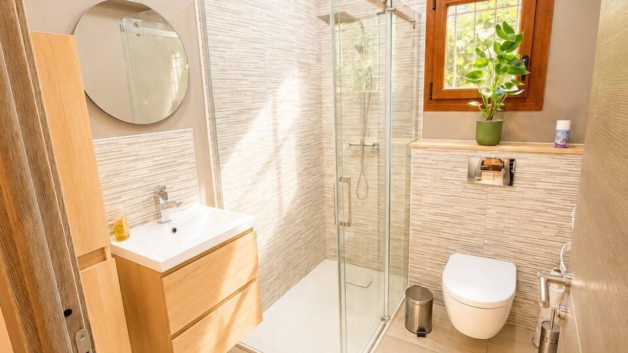 Photo of Bathroom in Saint-Jean-de-Beauregard