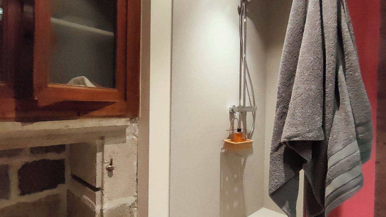 Photo of Bathroom in Thiezac