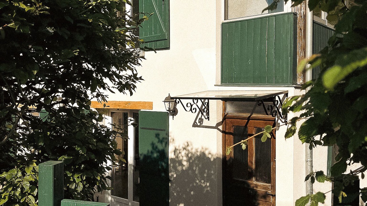 Photo of Outdoor in Brassy