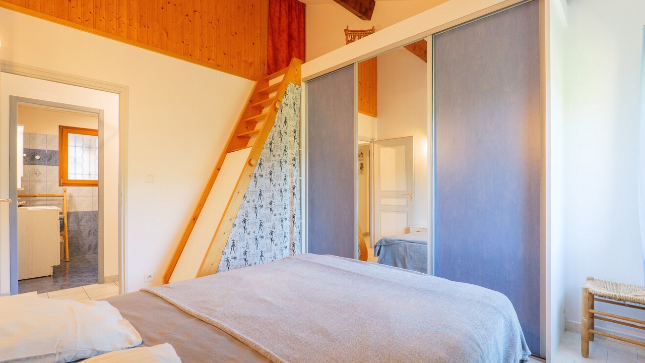 Photo of Bedroom in Pont-de-Labeaume