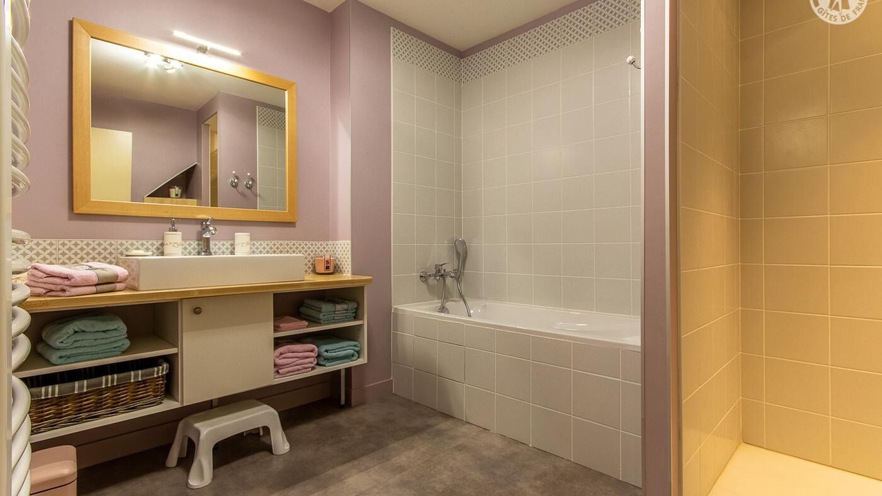 Photo of Bathroom in Solutre-Pouilly