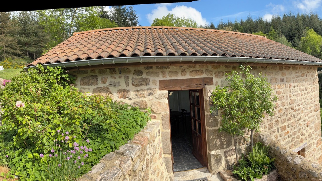 Photo of Outdoor in Saint-Julien-Labrousse