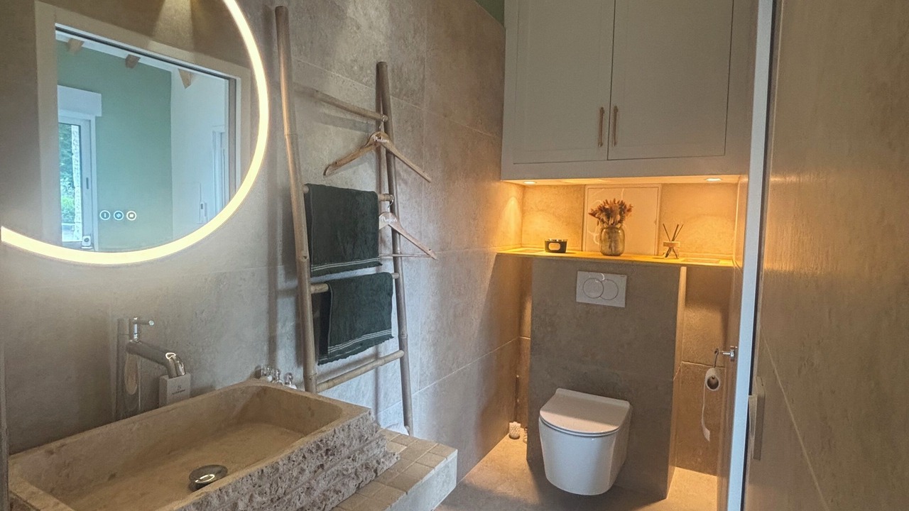 Photo of Bathroom in Angervilliers