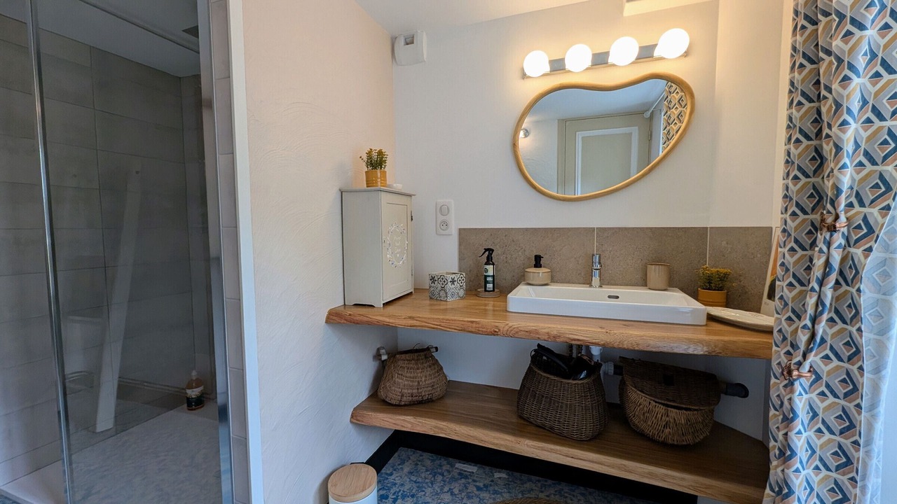 Photo of Bathroom in Ray-sur-Saone