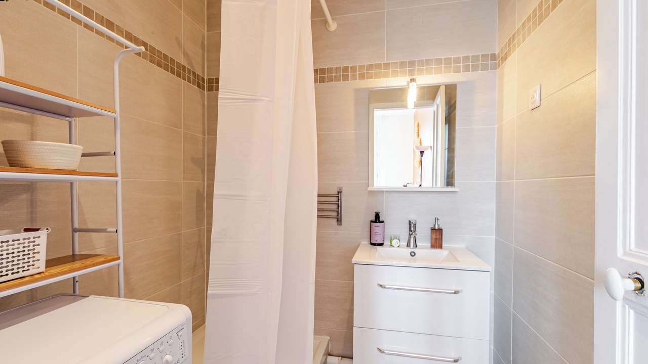 Photo of Bathroom in Ivry-port